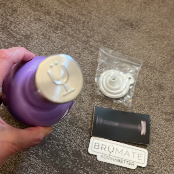 NWT Brumate Winesulator Glitter Mermaid 750ML/25OZ - Picture 10 of 12